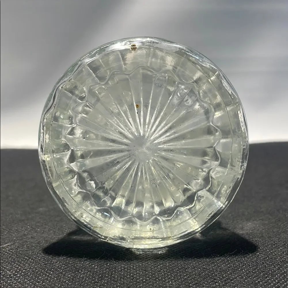 Vintage Crystal Accents Vase with Intricate Cut Glass Design